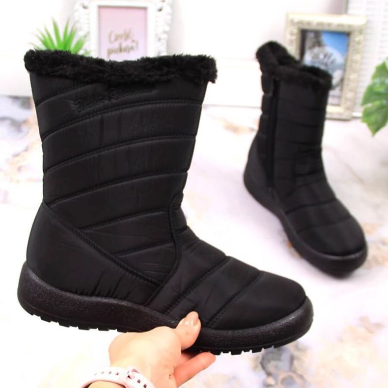 News NOTICIAS Botas de nieve aislantes EVE378A negro 1