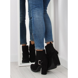 Botas negras ante negro m267p en poste 6
