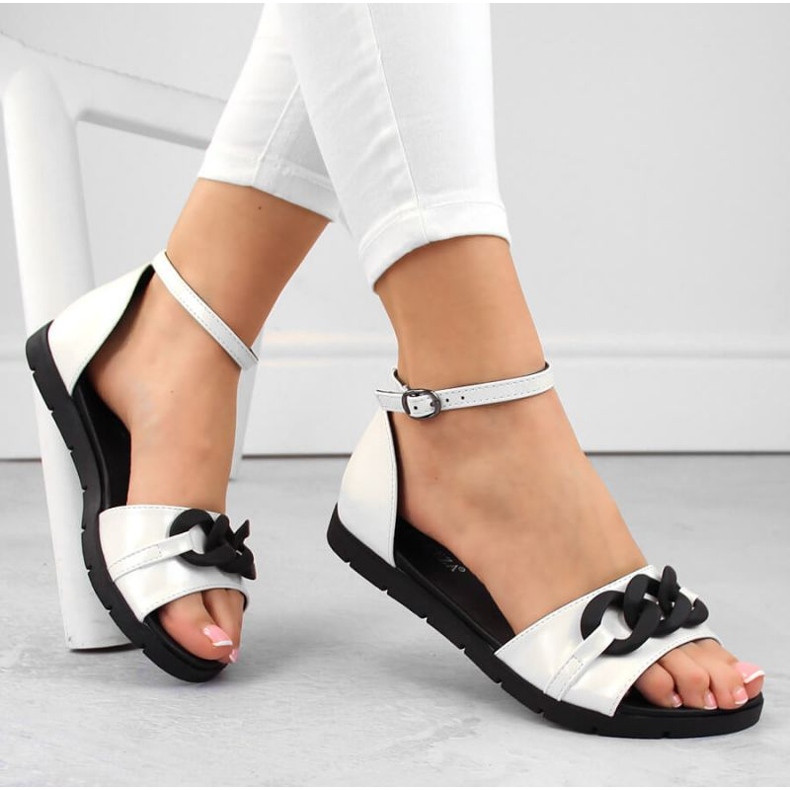 Vinceza W JAN309B sandalias planas con cadena, blanco 1