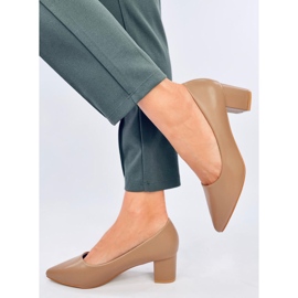 Zapatos de salón caqui de tacón bajo Crafts beige 2