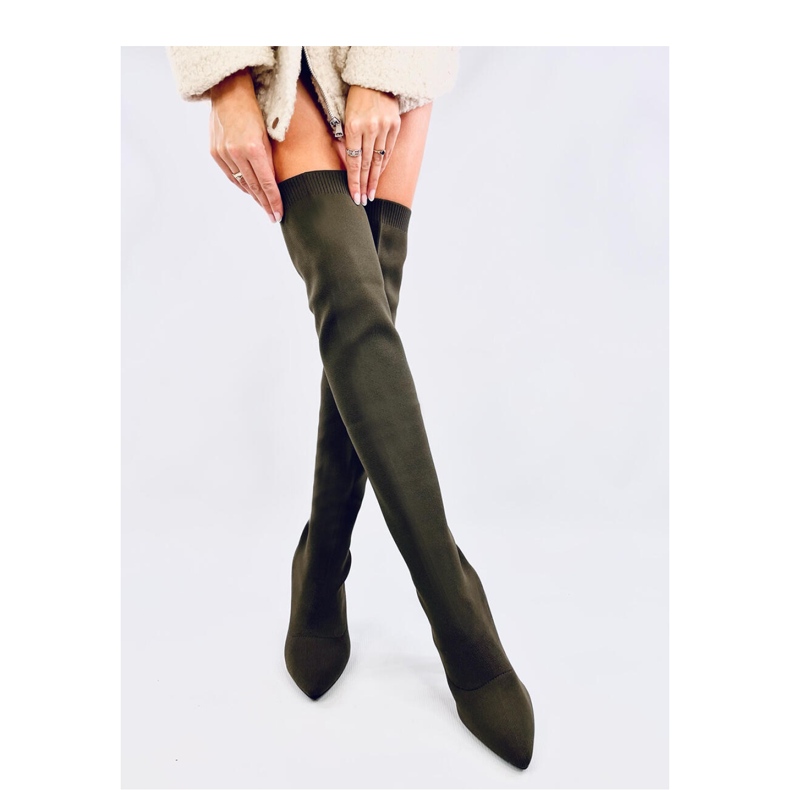 Mosqueteros elásticos tacón verde 2