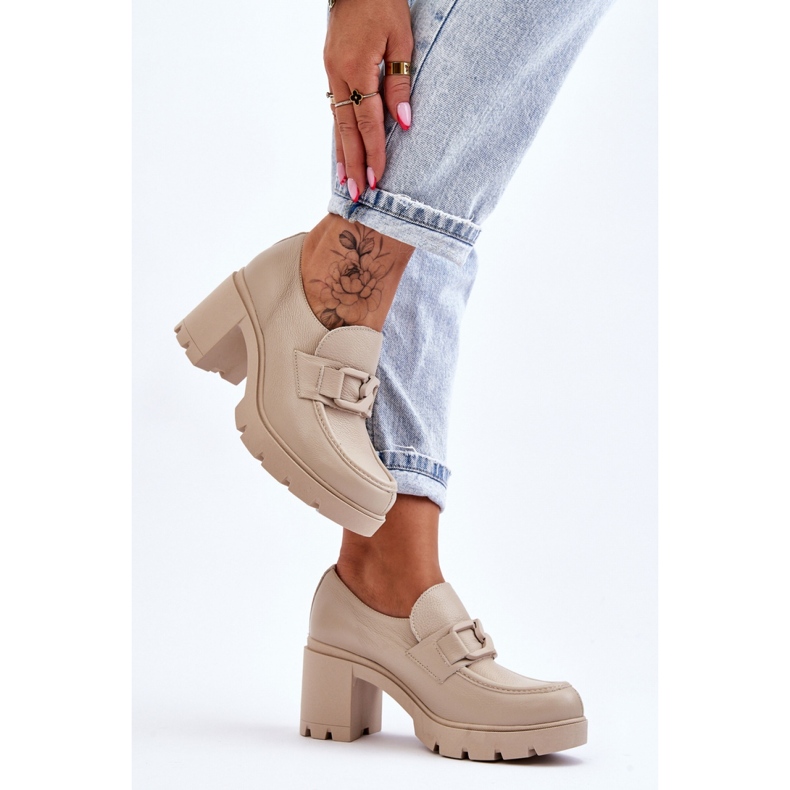 Zapatos Modelo 20097 Laca Beige 1