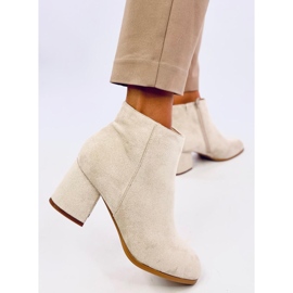 Botas de mujer de tacón beige lisas y aislantes 4