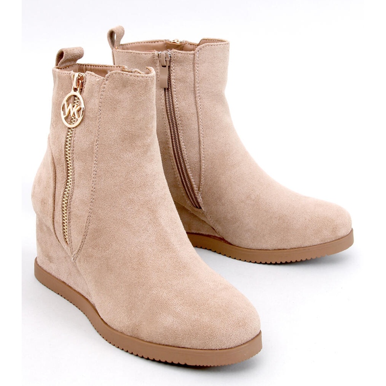 Botas de mujer con cuña y cremallera dorada, caqui-beige 1