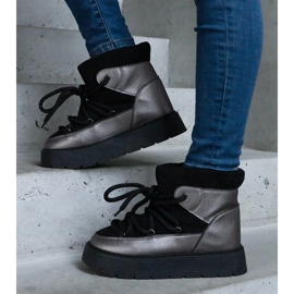Botas de nieve de mujer con plataforma y forro de pelo en color negro 1 Botas de nieve de mujer con plataforma y forro de pelo en color negro 1