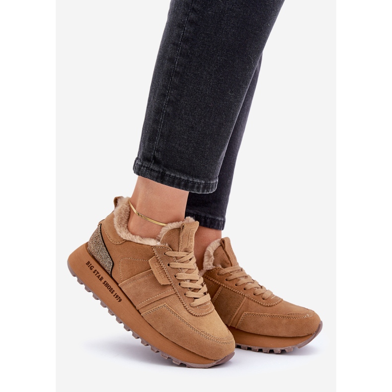 Zapatillas De Mujer De Ante Con Pelo Y Elemento Brillante Big Star OO274578 Hi-Poly System Camel marrón 1 Zapatillas De Mujer De Ante Con Pelo Y Elemento Brillante Big Star OO274578 Hi-Poly System Camel marrón 1