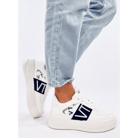 Zapatillas de mujer con plataforma en blanco y negro. 2
