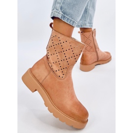 Botas de mujer caladas, beige 3