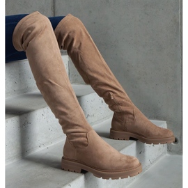 Botas largas marrones con suela plana. marrón 3