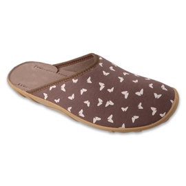 Pantuflas de mujer befado 235D194 marrón con mariposas 1 Pantuflas de mujer befado 235D194 marrón con mariposas 1