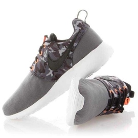 Calzado Nike Roshe One Print Jr 677782-004 blanco 10