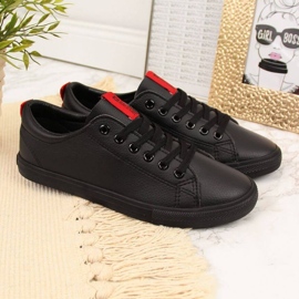 Zapatillas bajas de piel ecológica negra Big Star DD274687 negro 4