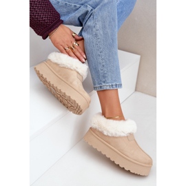 Botas de nieve bajas con pelo en la plataforma Eco Suede, beige claro 8