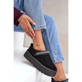 Botas de nieve negras con bordado decorativo. negro 7