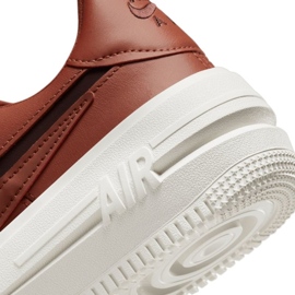 Zapatillas Nike Air Force 1 PLT.AF.ORM DJ9946-603 marrón 7