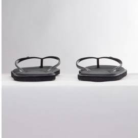 Pantuflas 4F W 4FSS23FFLIF067NEGRO PROFUNDO 6