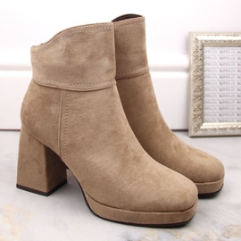 Botines aislantes de ante con tacón alto y plataforma M.Daszyński W SAN24B, beige 5