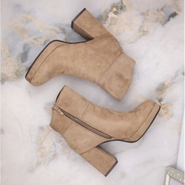 Botines aislantes de ante con tacón alto y plataforma M.Daszyński W SAN24B, beige 6
