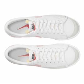 Zapatillas Nike Blazer Low Platform W DJ0292-103 blanco 3