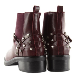 Botas mujer vino granate con tachuelas rojo 4