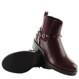 Botas mujer vino granate con tachuelas rojo 1