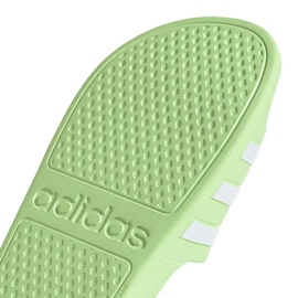 Chanclas Adidas Adilette Aqua Slides IF6046 verde 3