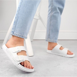 Chanclas de espuma con hebillas Big Star INT2004B, blanco 3