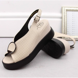 Sandalias cuña de piel calada Filippo W PAW530, beige 6