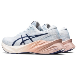 Zapatillas Asics Novablast 3 1012B492-400 blanco 5