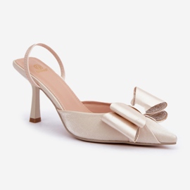 Tacones de tela dorada con lazo. dorado 4