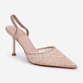 Tacones altos con tacón abierto decorado con purpurina dorada. dorado 4