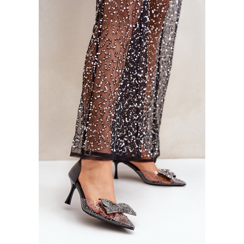 Tacones decorados con lazo, negro. 2 Tacones decorados con lazo, negro. 2