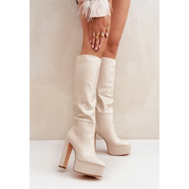 Botas De Tacón Y Plataforma Confeccionadas En Piel Ecológica Beige Claro 2
