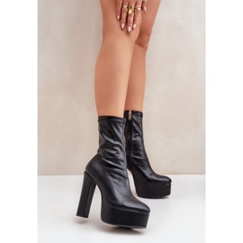 Botas con tacón alto y plataforma, negro. 2