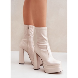 Botines de charol con plataforma y tacón alto, beige 4