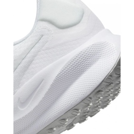 Zapatillas Nike Revolution 7 FB2207-100 blanco 7
