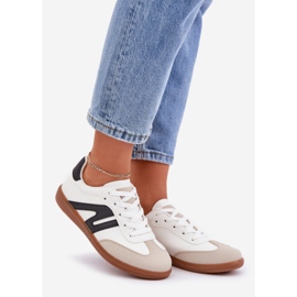 Zapatillas bajas de mujer confeccionadas en piel ecológica, blanco y negro Navidemi 1