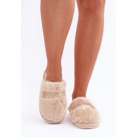 Pantuflas de mujer con pelo e inscripción, beige 3