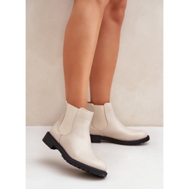 Botas Chelsea de mujer en color beige con tacón plano 1 Botas Chelsea de mujer en color beige con tacón plano 1