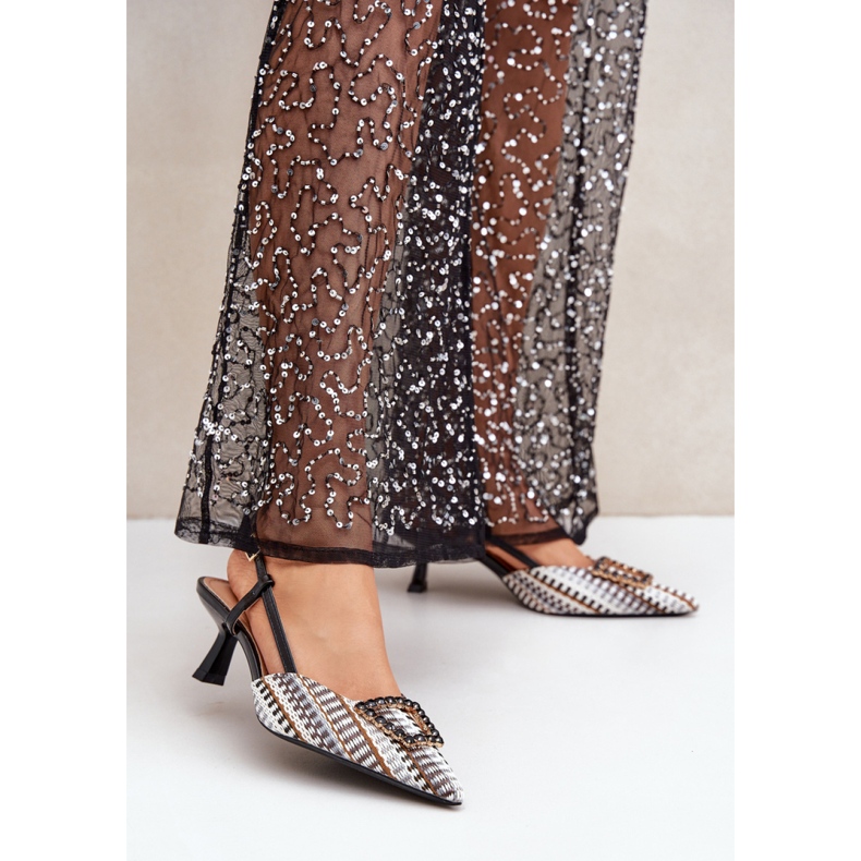 Tacones altos de mujer con tacón abierto. negro 1 Tacones altos de mujer con tacón abierto. negro 1