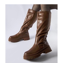 Botas clásicas planas marrones de Christien - Solea marrón 2