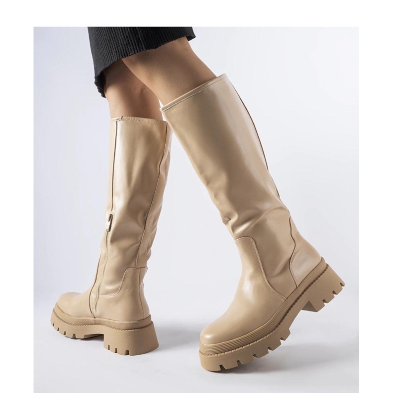 Botas clásicas planas beige de Christien - Solea 1