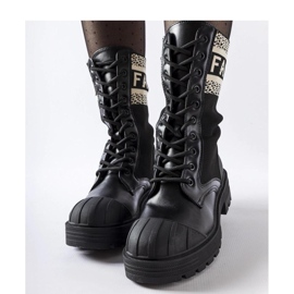 Botas calcetín negras con inscripción Daria - Solea blanca negro 1 Botas calcetín negras con inscripción Daria - Solea blanca negro 1