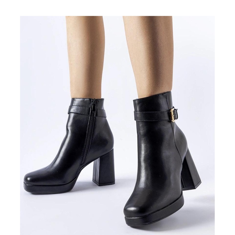 Botines clásicos aislantes negros confeccionados en ante Caio - Solea 1 Botines clásicos aislantes negros confeccionados en ante Caio - Solea 1