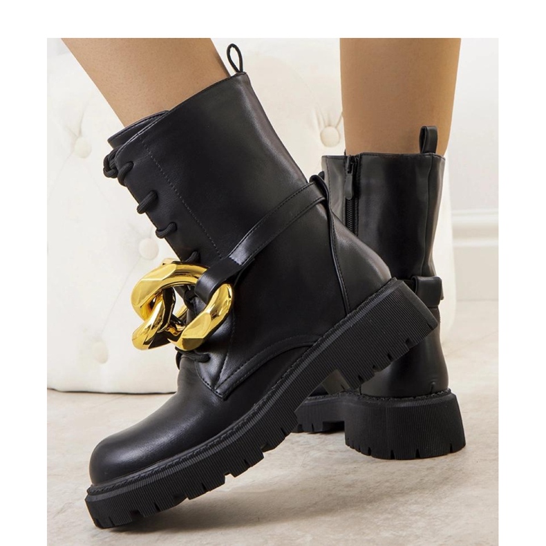 Botas de montaña negras con cadena Galar - Solea negro 1 Botas de montaña negras con cadena Galar - Solea negro 1