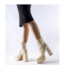Botines beige con tacón y plataforma con cremallera 2