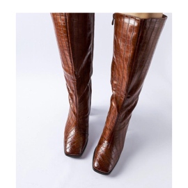 Botas de tacón alto marrones con aislamiento marrón 1