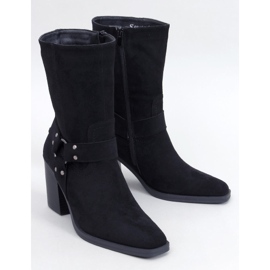 Botas camperas de ante negro 1