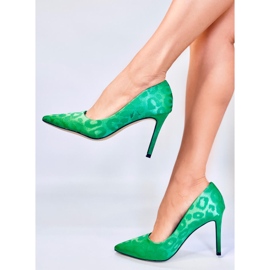 Tacones verdes de mujer 5