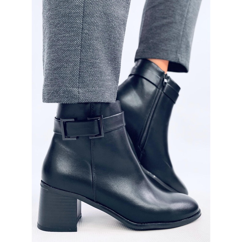 Botas negras de tacón negro 2